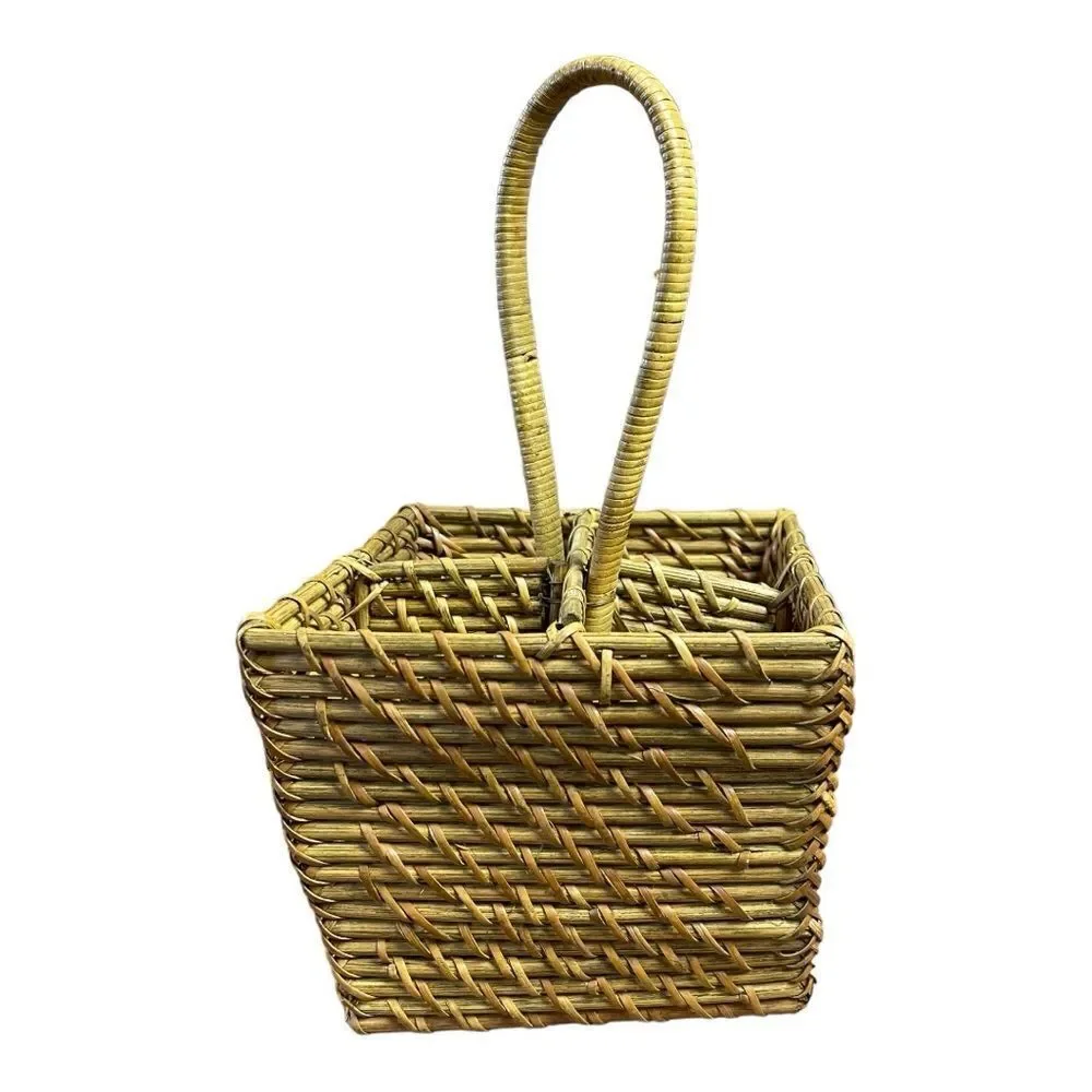 Square Twist Beautiful Decorative Brown Basket Caddy Western Outdoors Country